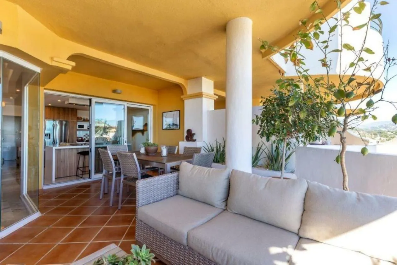 Apartment 4 Bedroom Luxury Duplex With Sea Views By Puerto Banus Marbella