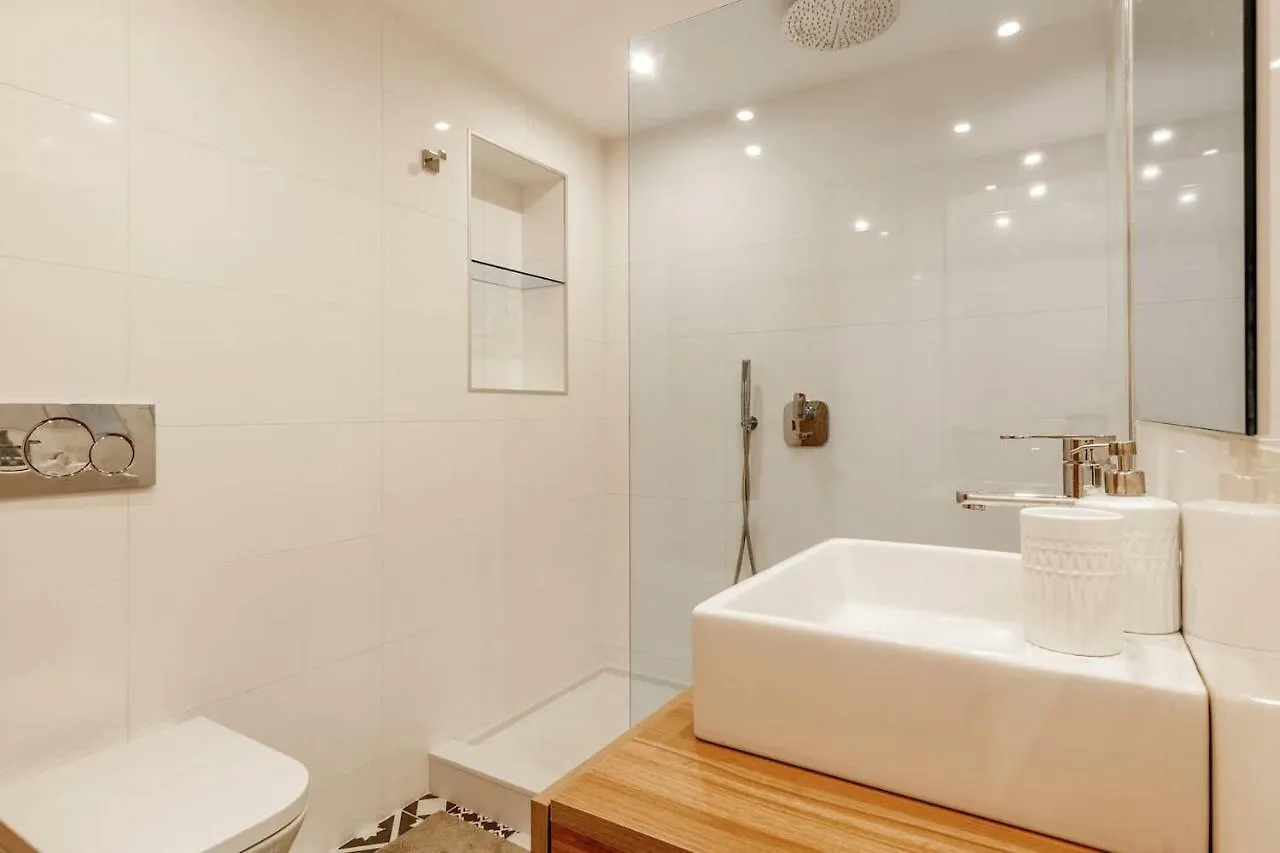 4 Bedroom Luxury Duplex With Sea Views By Puerto Banus Marbella Apartment