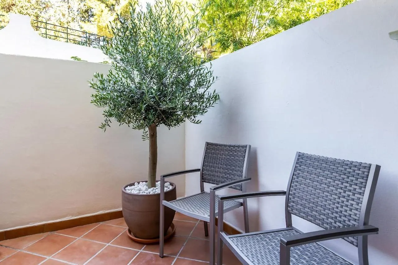 4 Bedroom Luxury Duplex With Sea Views By Puerto Banus Marbella 0*,