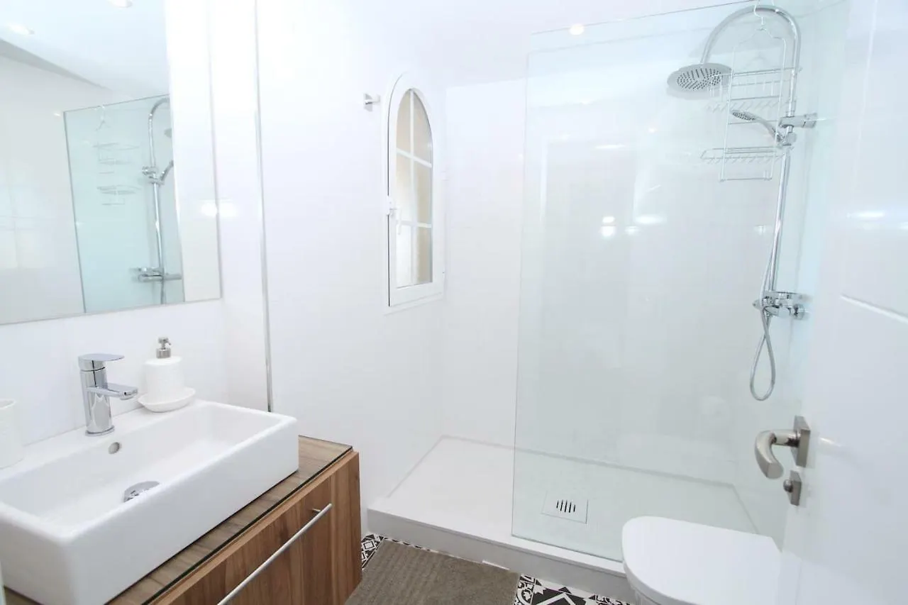 4 Bedroom Luxury Duplex With Sea Views By Puerto Banus Marbella