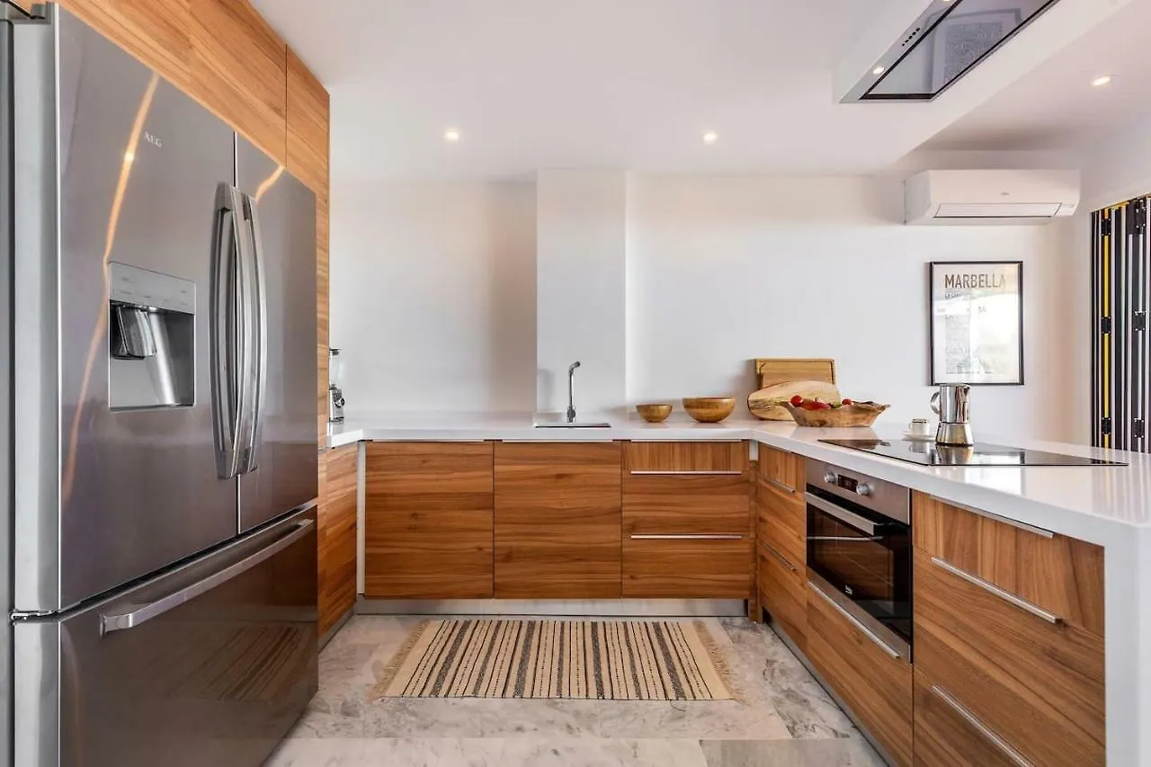 4 Bedroom Luxury Duplex With Sea Views By Puerto Banus Marbella Španělsko